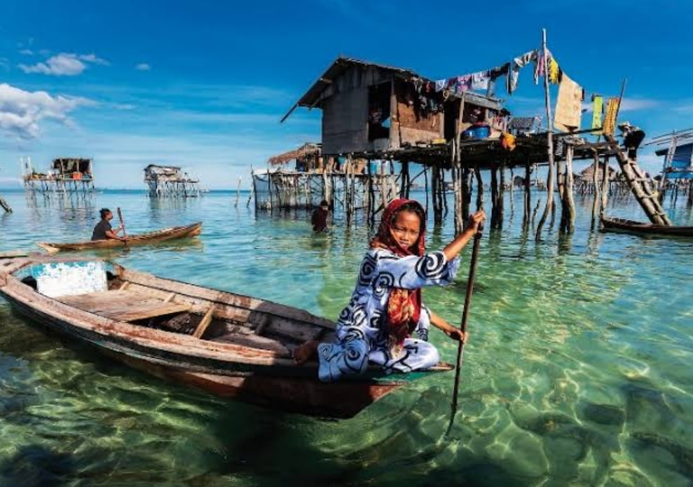 Suku Bajo, suku penghuni Pulau Padar